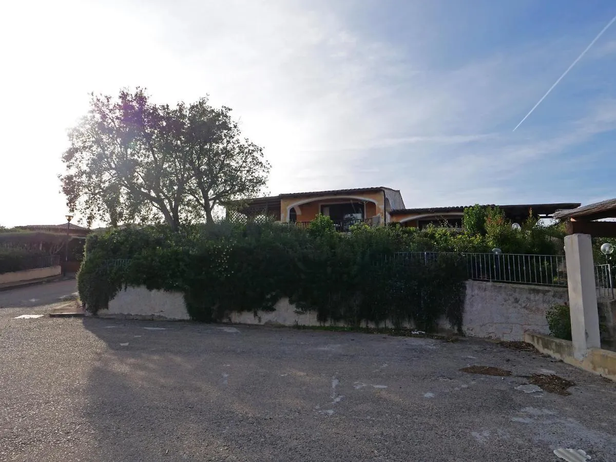 Villetta vista mare e tavolara Porto San Paolo  Casa vacanze