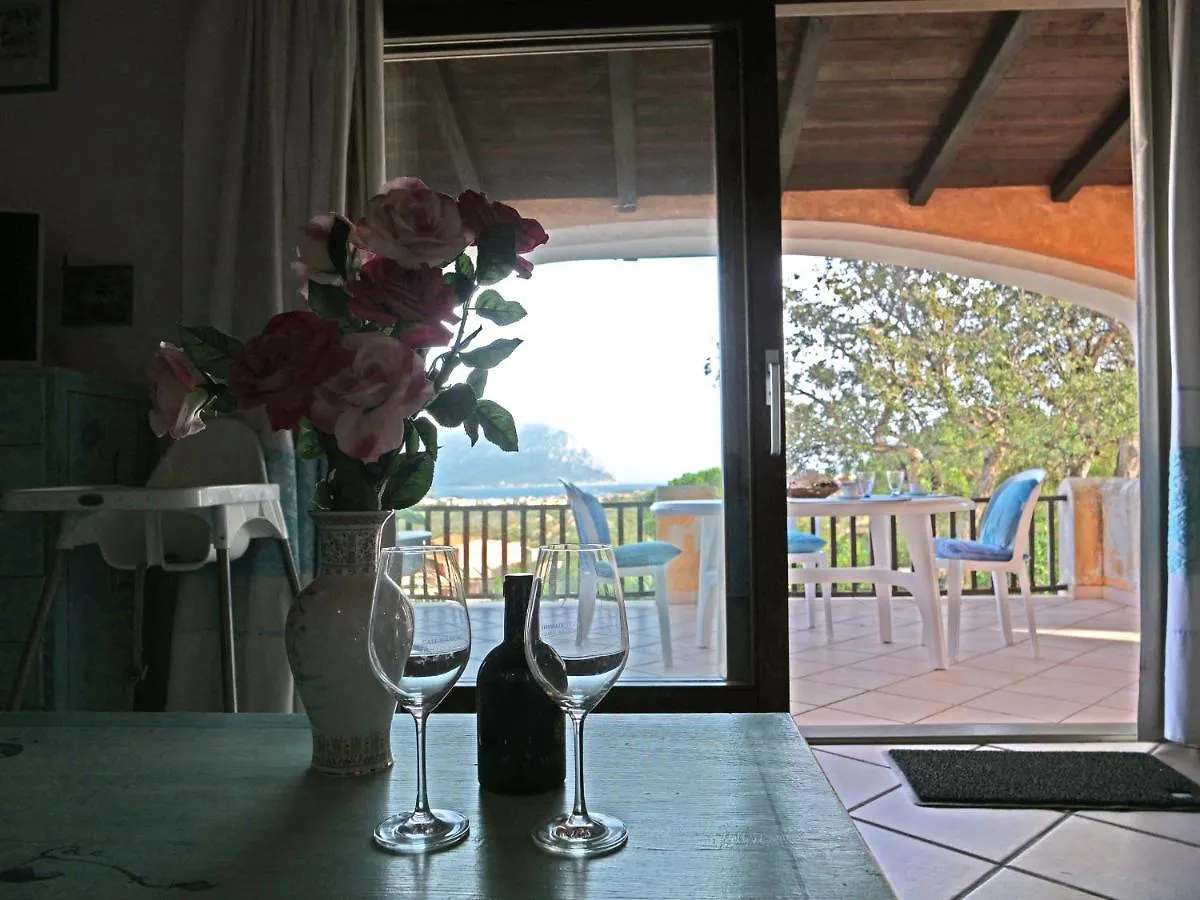 Villetta vista mare e tavolara Porto San Paolo